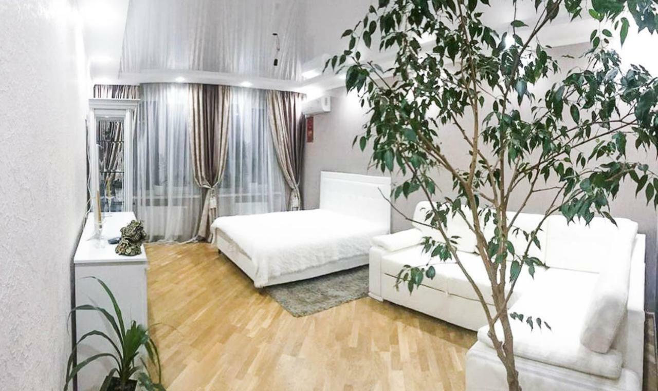 Rent-Kiev Apartment On Luxklavdievskaya מראה חיצוני תמונה
