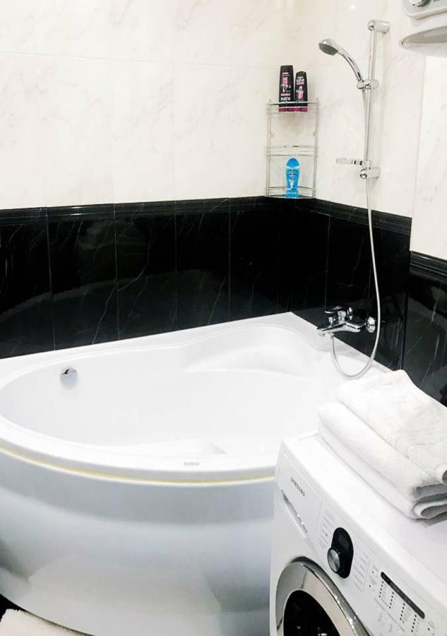 Rent-Kiev Apartment On Luxklavdievskaya מראה חיצוני תמונה